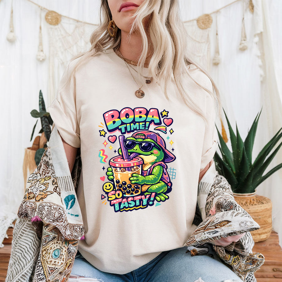 Boba Frog Shirt – Cute Cool Frog Bubble Tea 90s Graphic Tee, Funny Boba Lover Gift