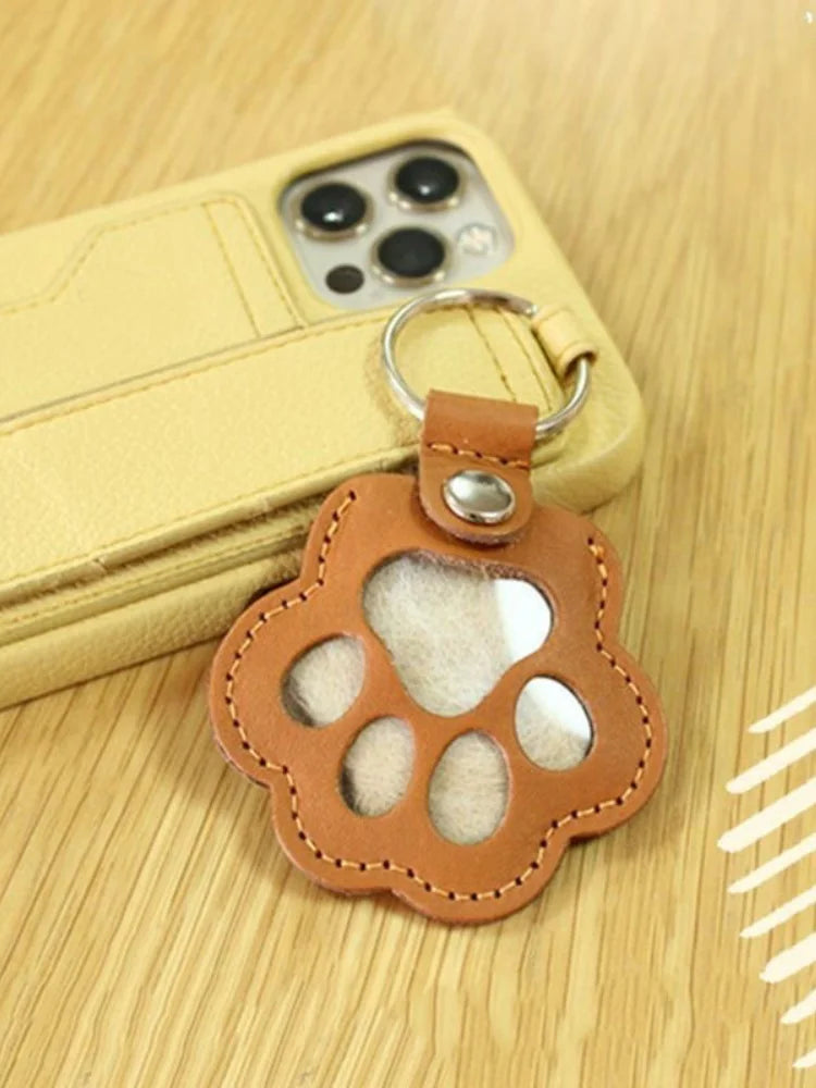 Dog Hair Collector Keychain Leather Pet Memorial Keepsake for Dogs and Cats, Fur Storage Pendant Charm Gift Keychain