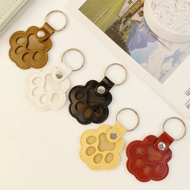 Dog Hair Collector Keychain Leather Pet Memorial Keepsake for Dogs and Cats, Fur Storage Pendant Charm Gift Keychain