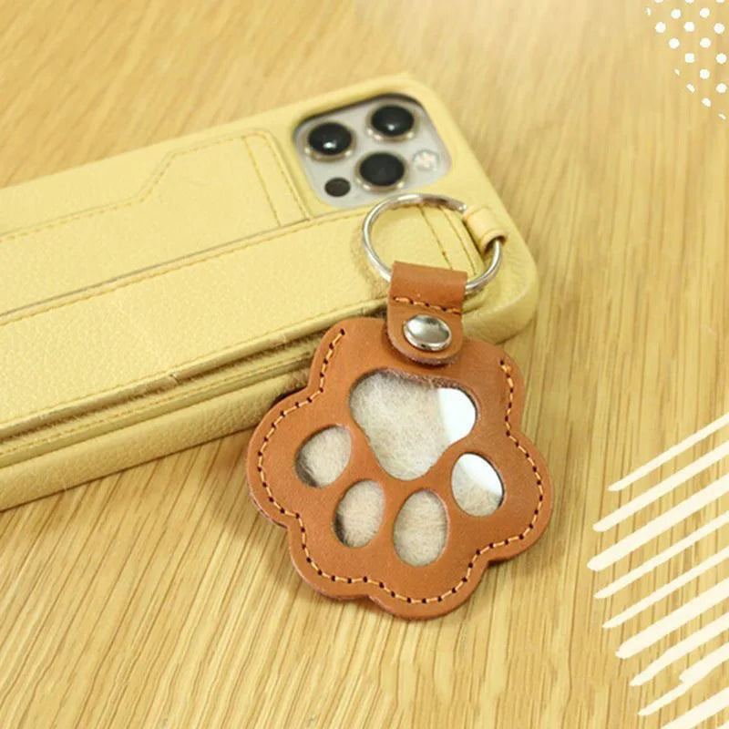 Dog Hair Collector Keychain Leather Pet Memorial Keepsake for Dogs and Cats, Fur Storage Pendant Charm Gift Keychain