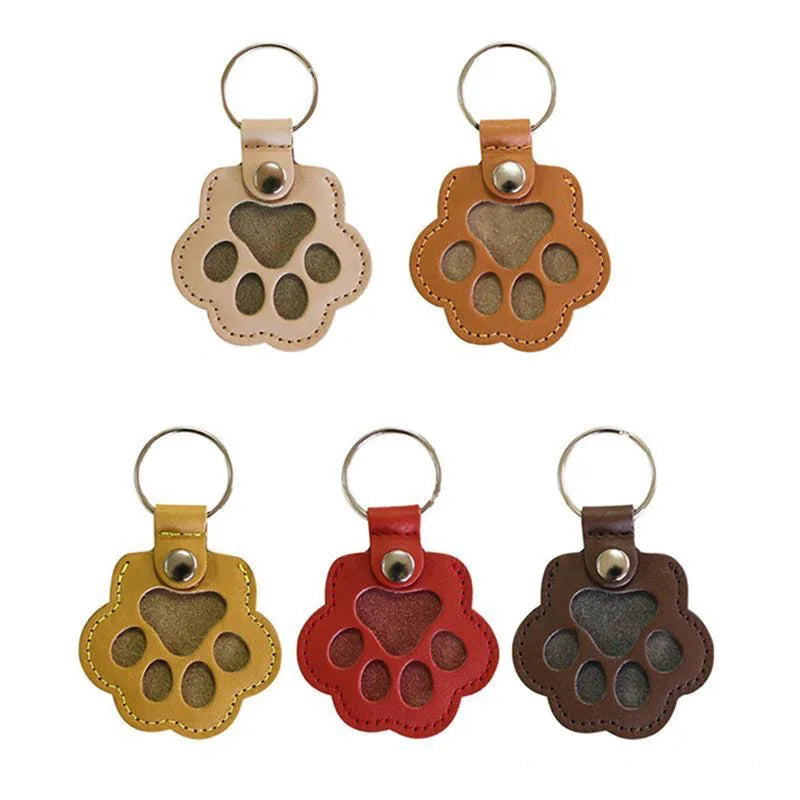 Dog Hair Collector Keychain Leather Pet Memorial Keepsake for Dogs and Cats, Fur Storage Pendant Charm Gift Keychain