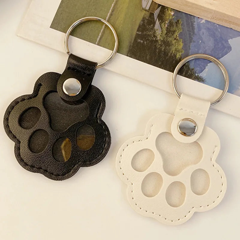 Dog Hair Collector Keychain Leather Pet Memorial Keepsake for Dogs and Cats, Fur Storage Pendant Charm Gift Keychain